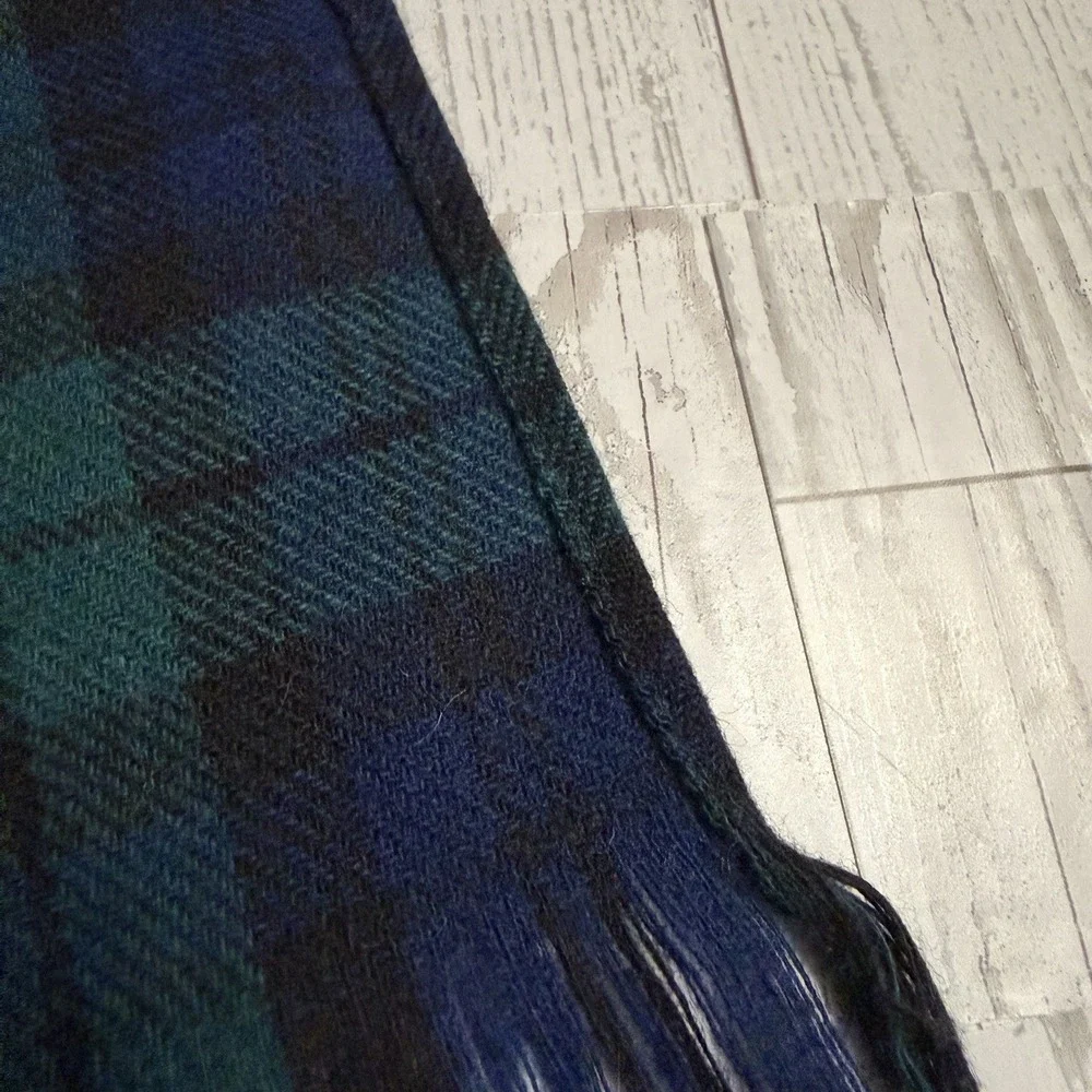 Vintage Pendleton 100% Virgin Wool Plaid Scarf Blue Green USA Made Excellent